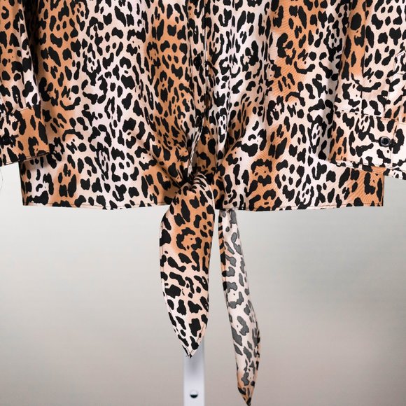 Chico's Womens Shirt Button Up Animal Cheetah Print Tie Waist Crop Top 0 US S/4 - Picture 4 of 9